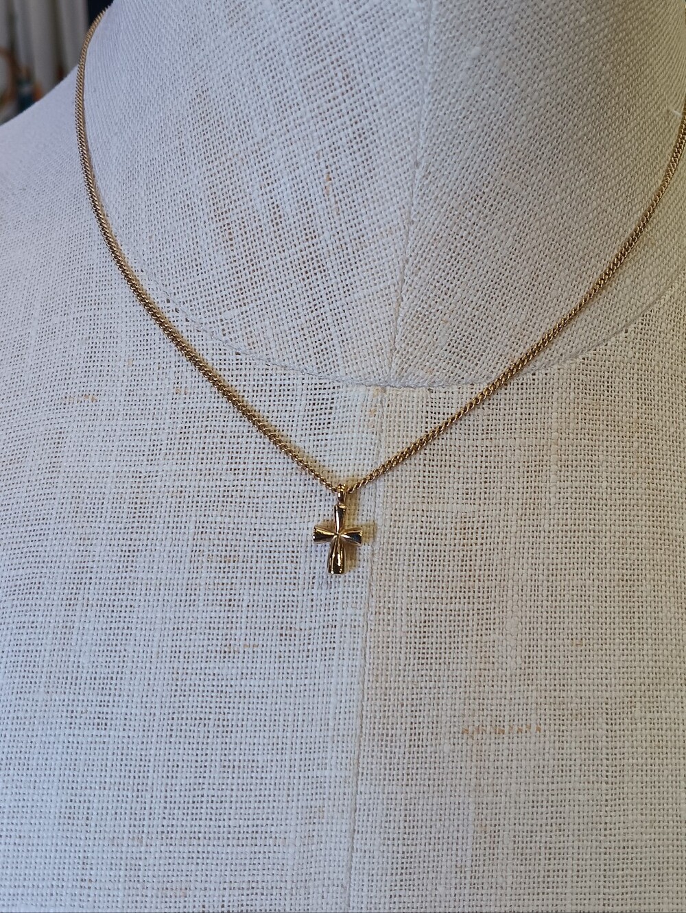 James Avery St. Theresa 14k Gold Cross Pendant Necklace Set - Picture 4 of 8